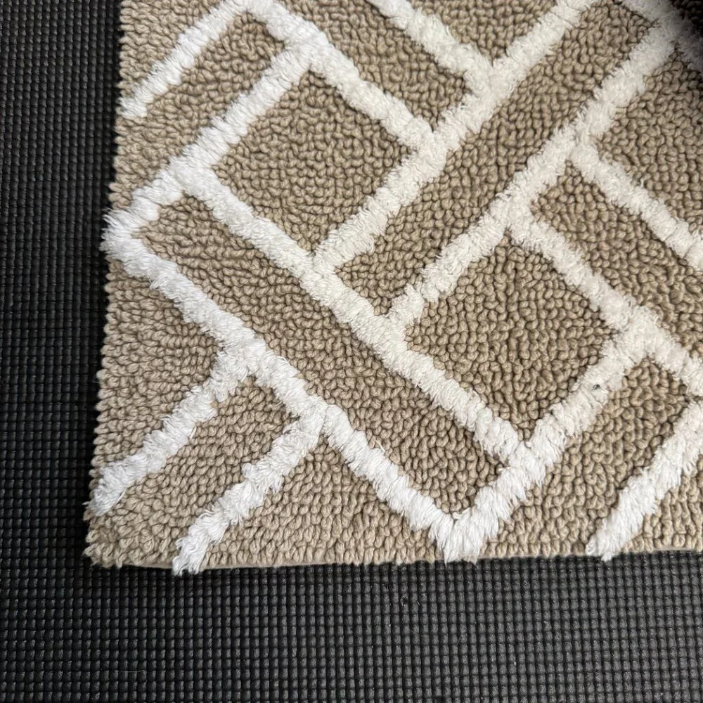 Ralph Lauren 21 x 34 Bath Rug Mat Cotton Beige Tan Geometric Striped Diamonds